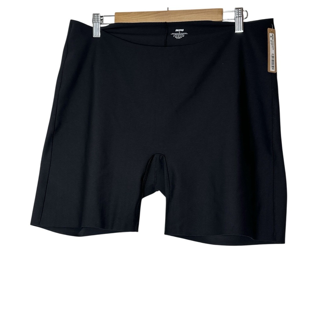 SKIMS Thigh Shorts Women's 4X Plus Black Dipped Front Shareware Low Rise Mid New